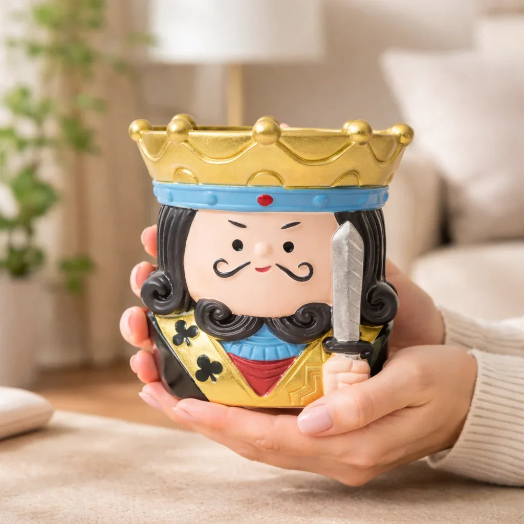 King of clubs novelty mug with crown design held in hands, Germiant home decor